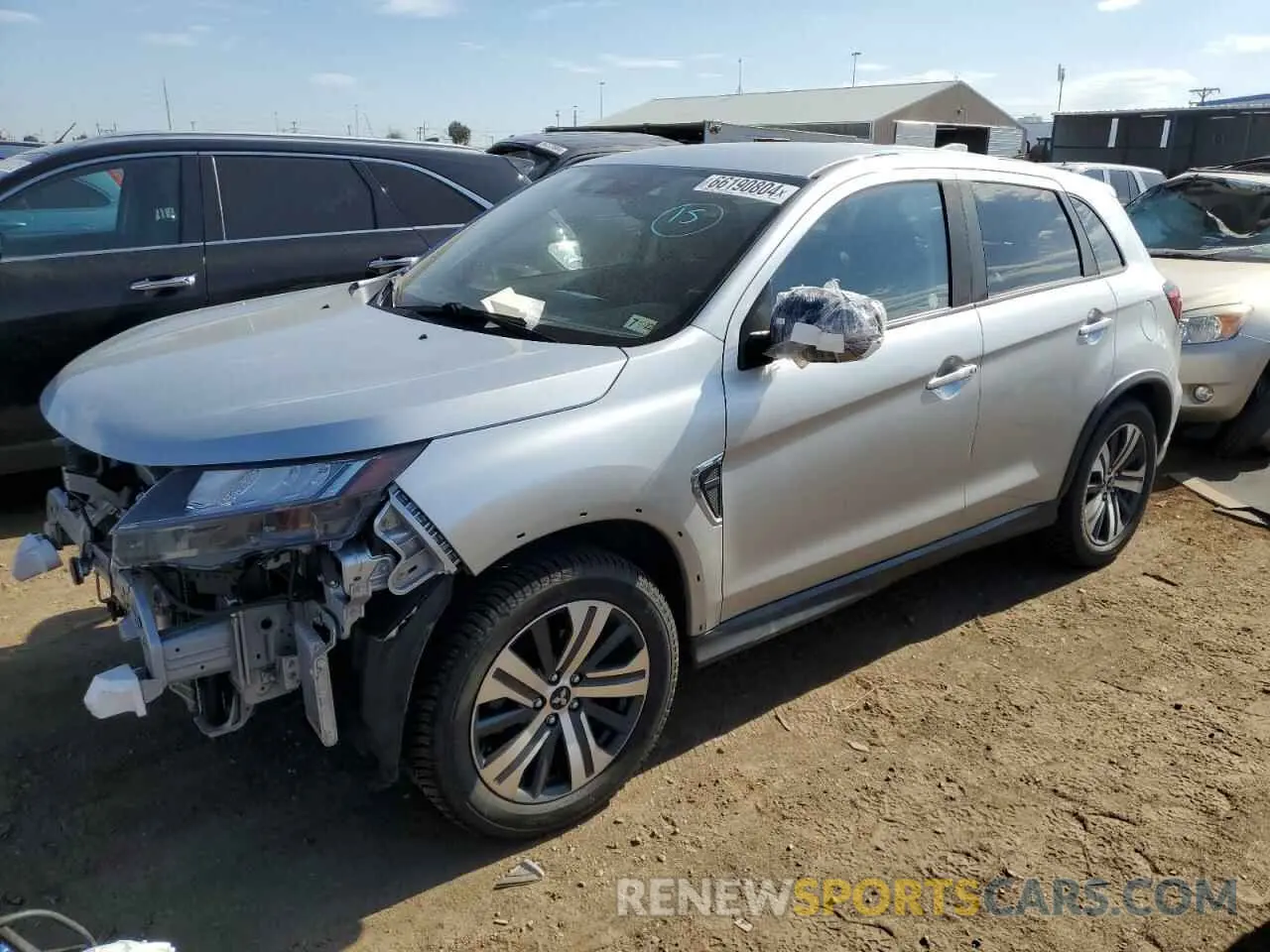 1 Фотография поврежденного автомобиля JA4ARUAU5MU017808 MITSUBISHI OUTLANDER 2021