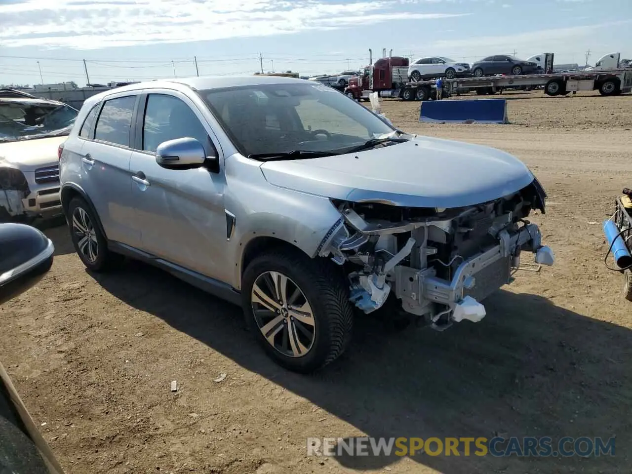 4 Фотография поврежденного автомобиля JA4ARUAU5MU017808 MITSUBISHI OUTLANDER 2021