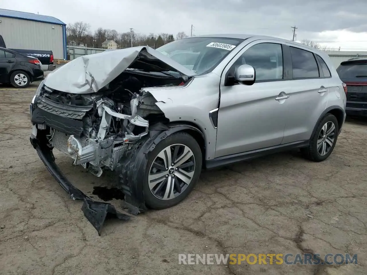 1 Фотография поврежденного автомобиля JA4ARUAU5MU029182 MITSUBISHI OUTLANDER 2021