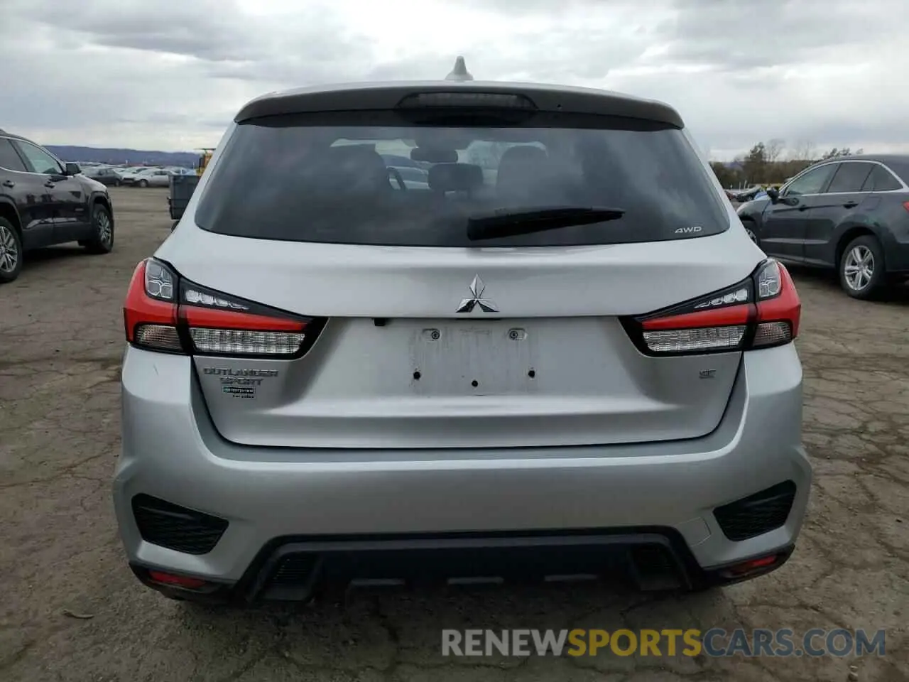 6 Фотография поврежденного автомобиля JA4ARUAU5MU029182 MITSUBISHI OUTLANDER 2021