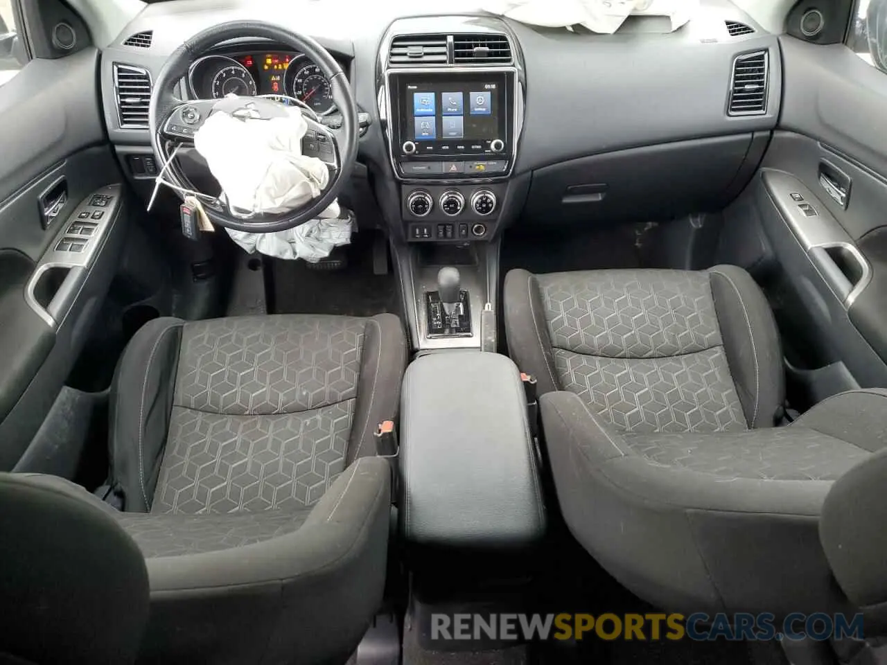 8 Фотография поврежденного автомобиля JA4ARUAU5MU029182 MITSUBISHI OUTLANDER 2021