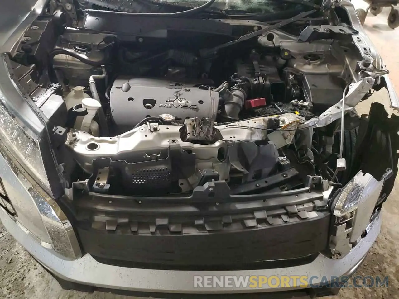 13 Photograph of a damaged car JA4ARUAU5MU034866 MITSUBISHI OUTLANDER 2021