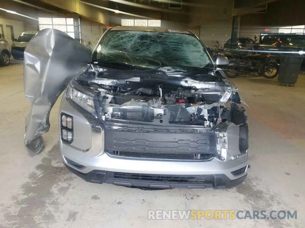 5 Photograph of a damaged car JA4ARUAU5MU034866 MITSUBISHI OUTLANDER 2021