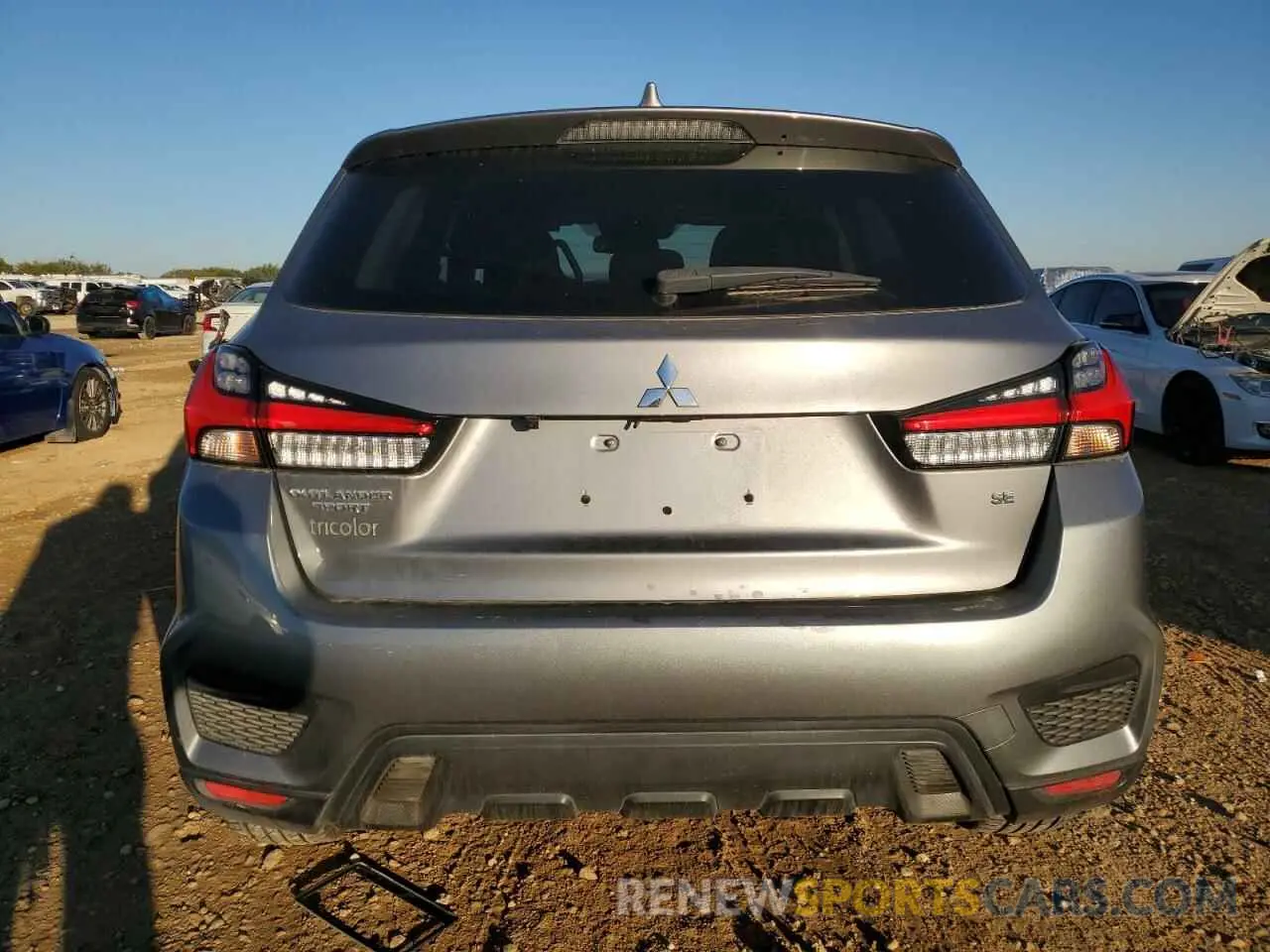 6 Фотография поврежденного автомобиля JA4ARUAU5MU036438 MITSUBISHI OUTLANDER 2021