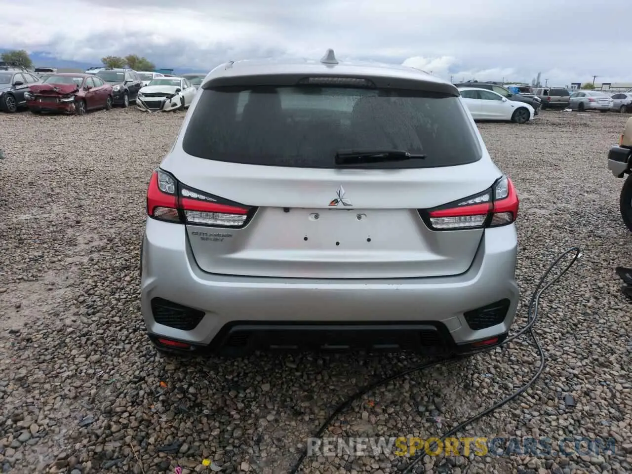 6 Фотография поврежденного автомобиля JA4ARUAU6MU034715 MITSUBISHI OUTLANDER 2021