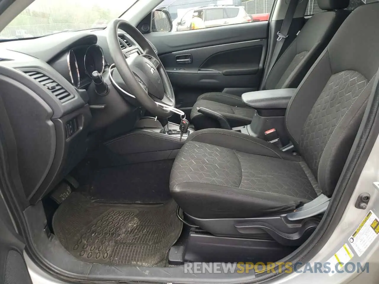 7 Фотография поврежденного автомобиля JA4ARUAU7MU034416 MITSUBISHI OUTLANDER 2021
