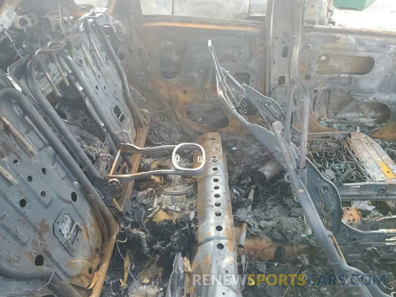 11 Photograph of a damaged car JA4ARUAUXMU022826 MITSUBISHI OUTLANDER 2021