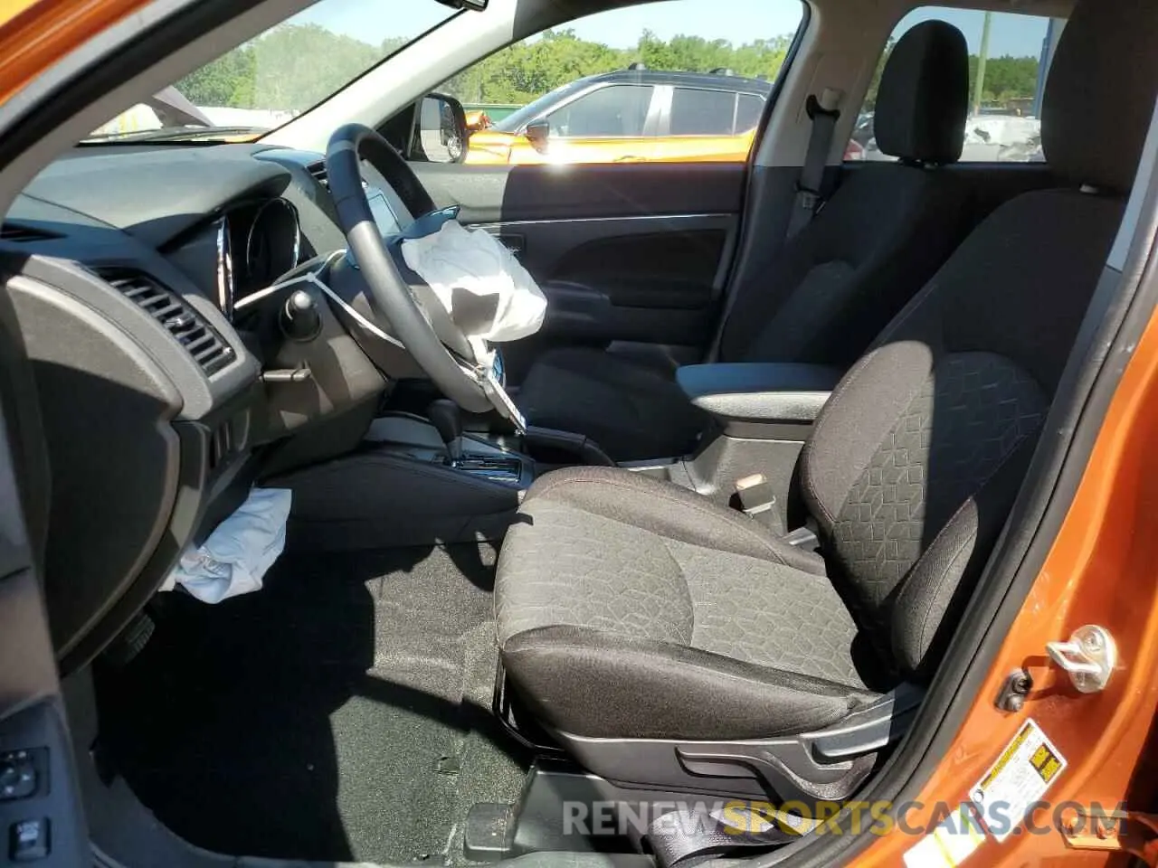 7 Фотография поврежденного автомобиля JA4APUAU6NU008428 MITSUBISHI OUTLANDER 2022