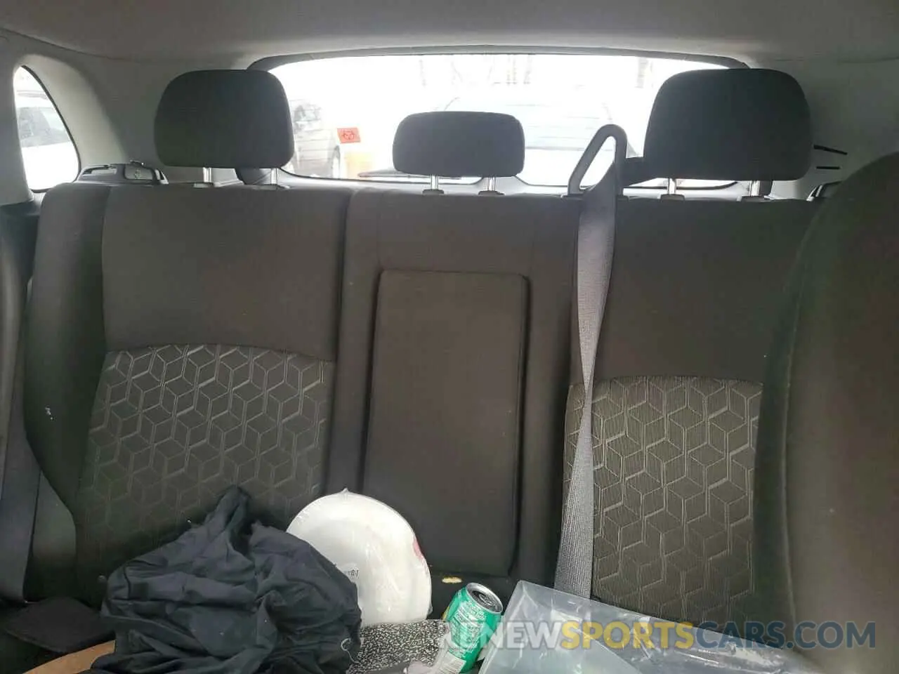 10 Photograph of a damaged car JA4APUAUXNU021196 MITSUBISHI OUTLANDER 2022