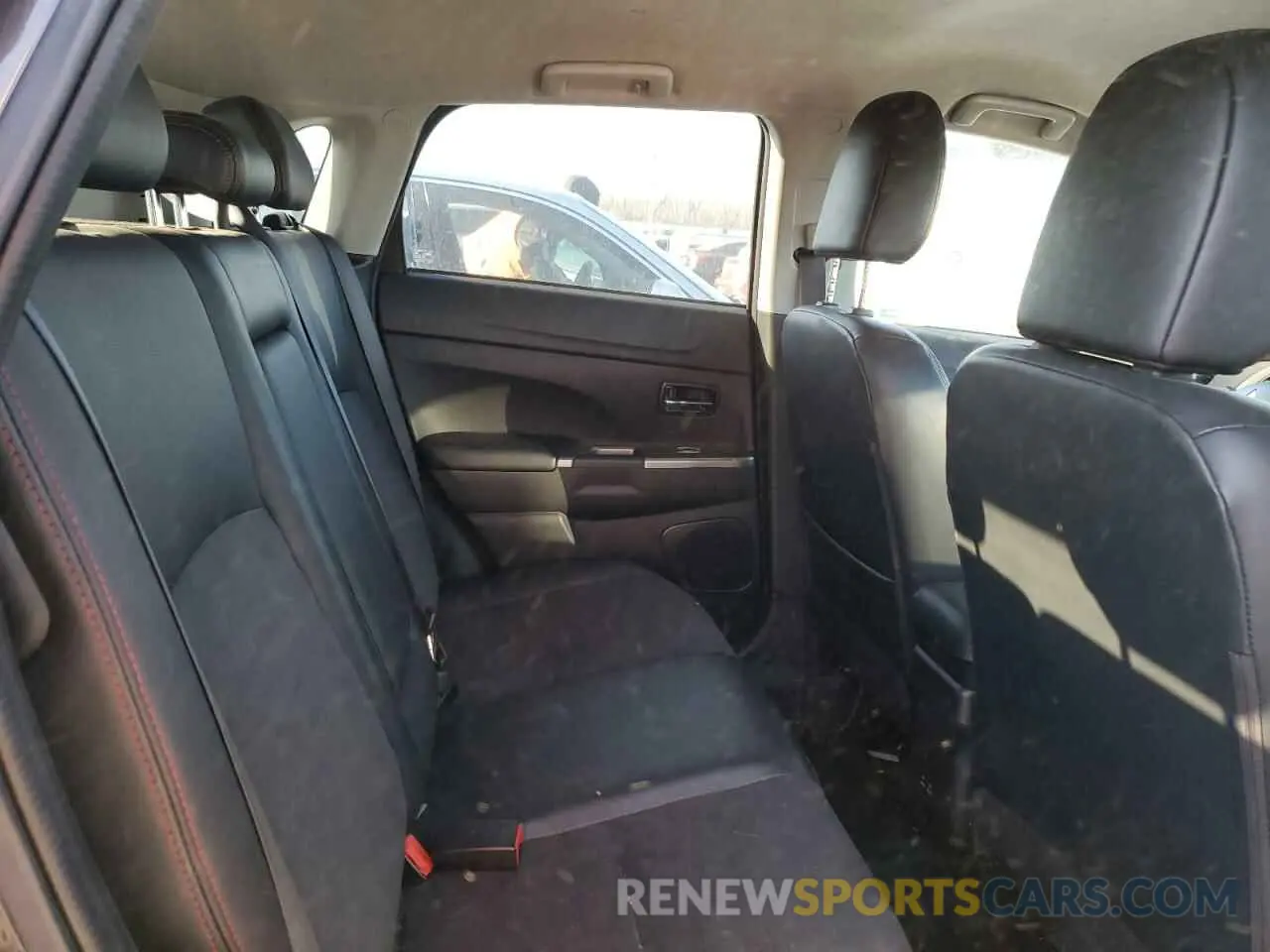12 Фотография поврежденного автомобиля JA4APVAU4NU014038 MITSUBISHI OUTLANDER 2022