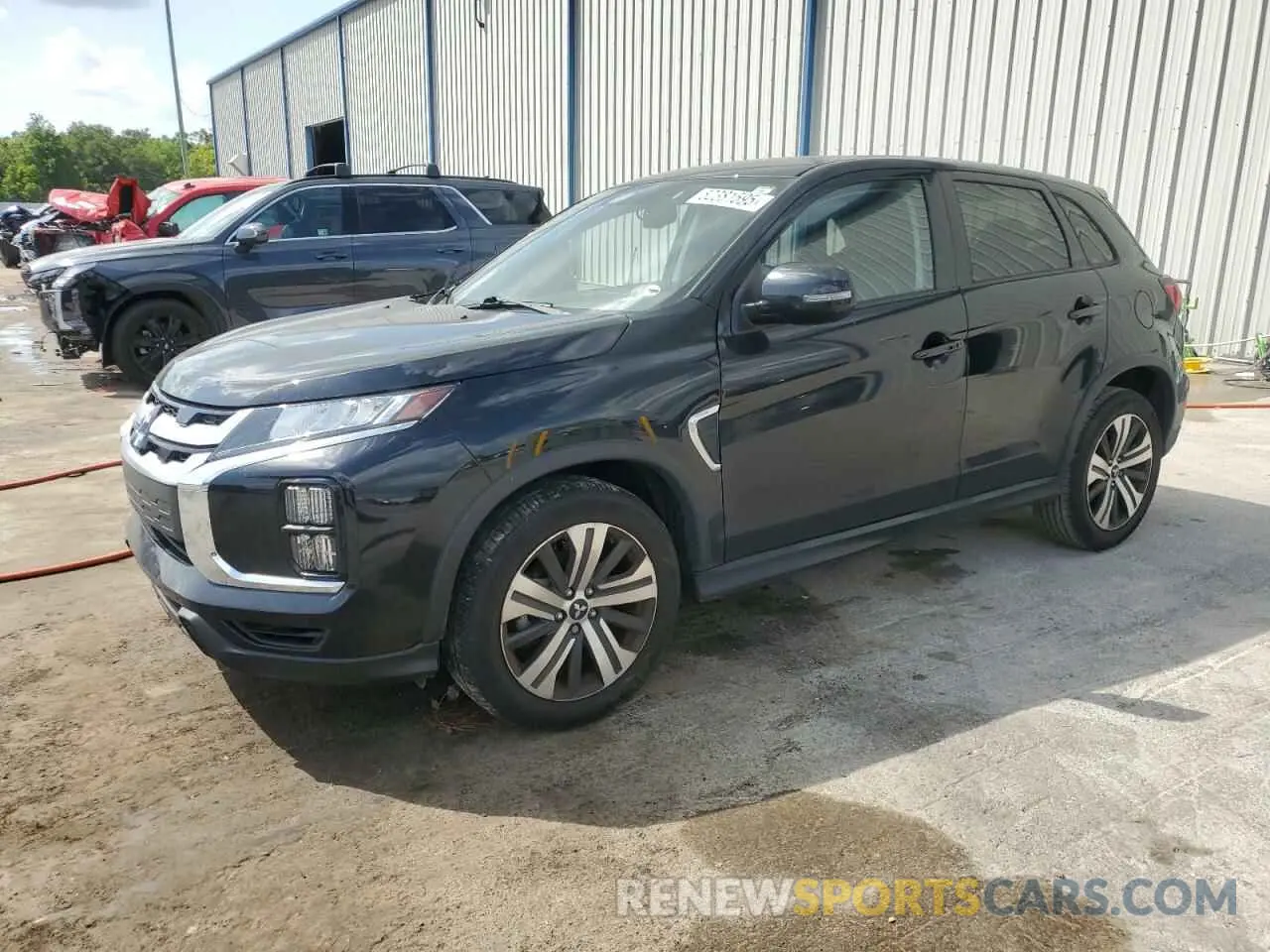 1 Photograph of a damaged car JA4APVAU6NU009195 MITSUBISHI OUTLANDER 2022