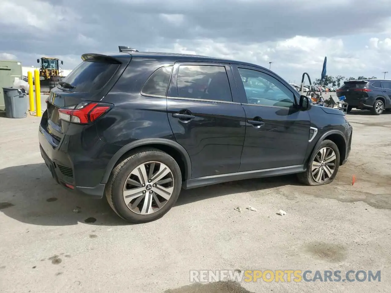 3 Photograph of a damaged car JA4APVAU6NU009195 MITSUBISHI OUTLANDER 2022