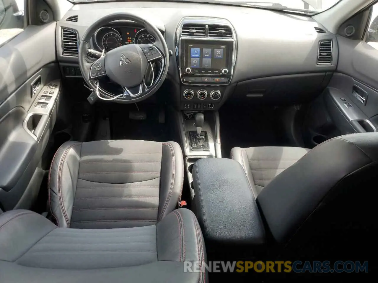 8 Photograph of a damaged car JA4APVAU6NU009195 MITSUBISHI OUTLANDER 2022