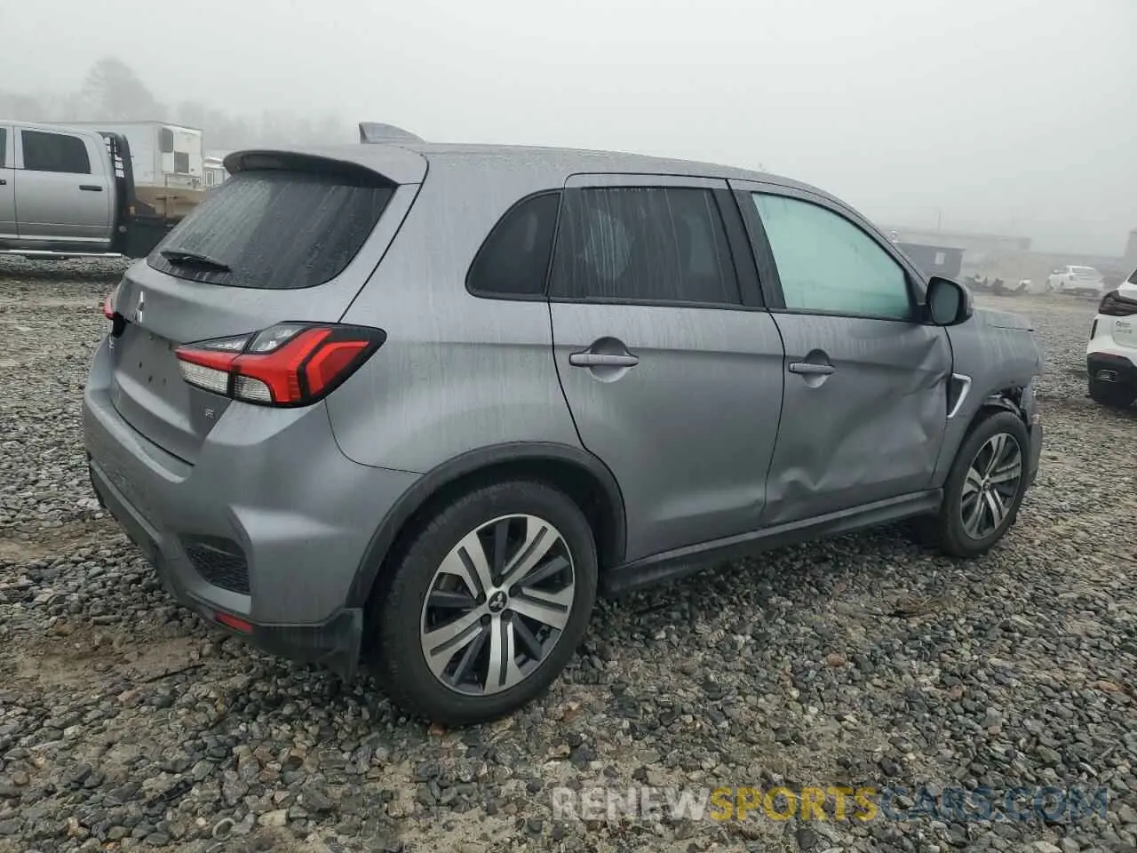 3 Photograph of a damaged car JA4APVAU7NU003888 MITSUBISHI OUTLANDER 2022