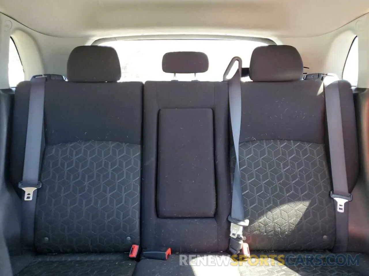 10 Photograph of a damaged car JA4ARUAU1NU023512 MITSUBISHI OUTLANDER 2022