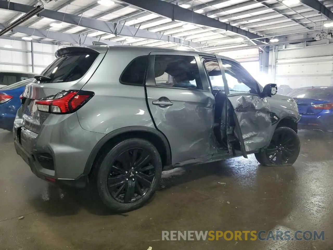 3 Photograph of a damaged car JA4ARUAU2NU002250 MITSUBISHI OUTLANDER 2022