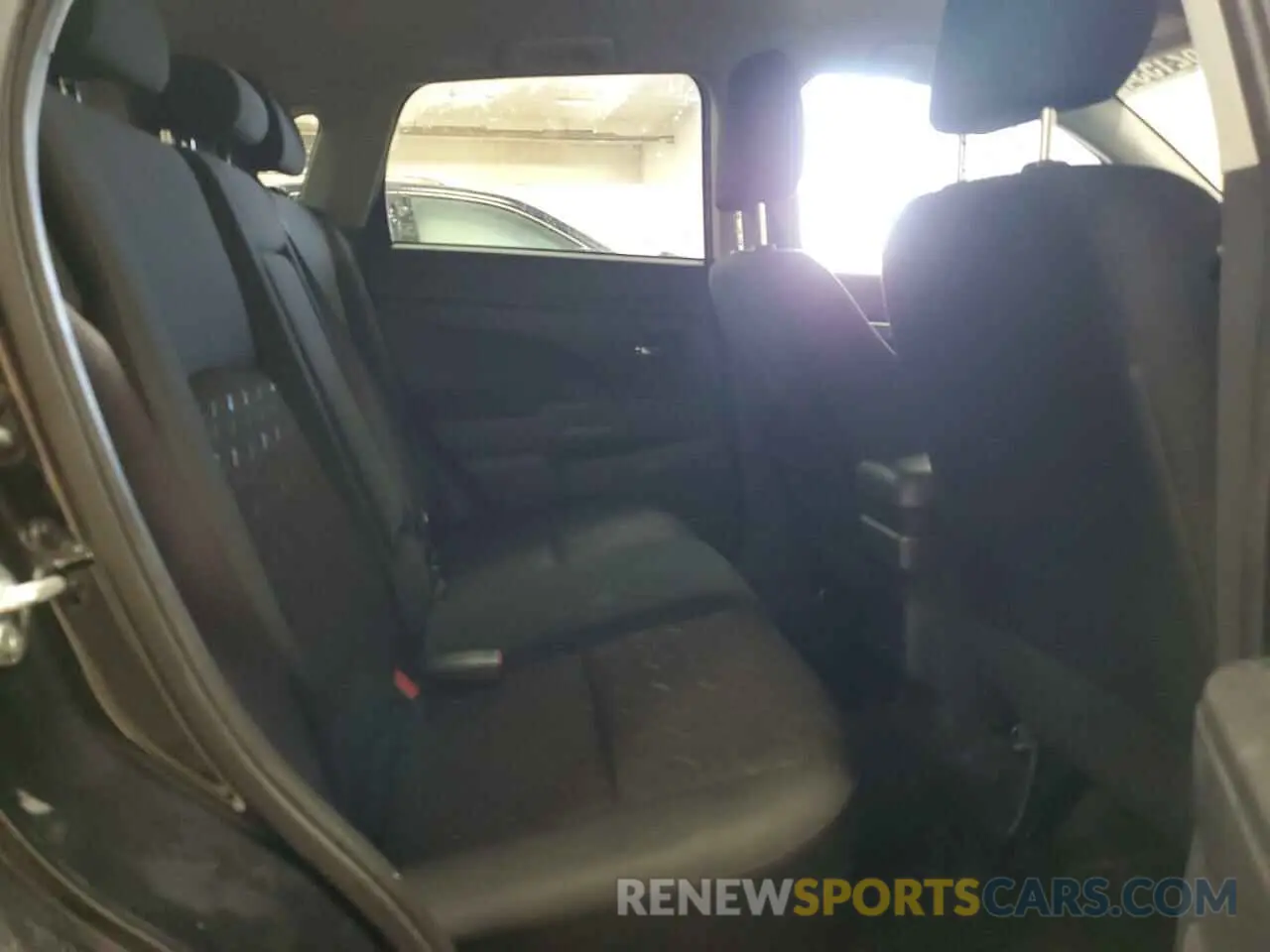 11 Фотография поврежденного автомобиля JA4ARUAU8NU021322 MITSUBISHI OUTLANDER 2022