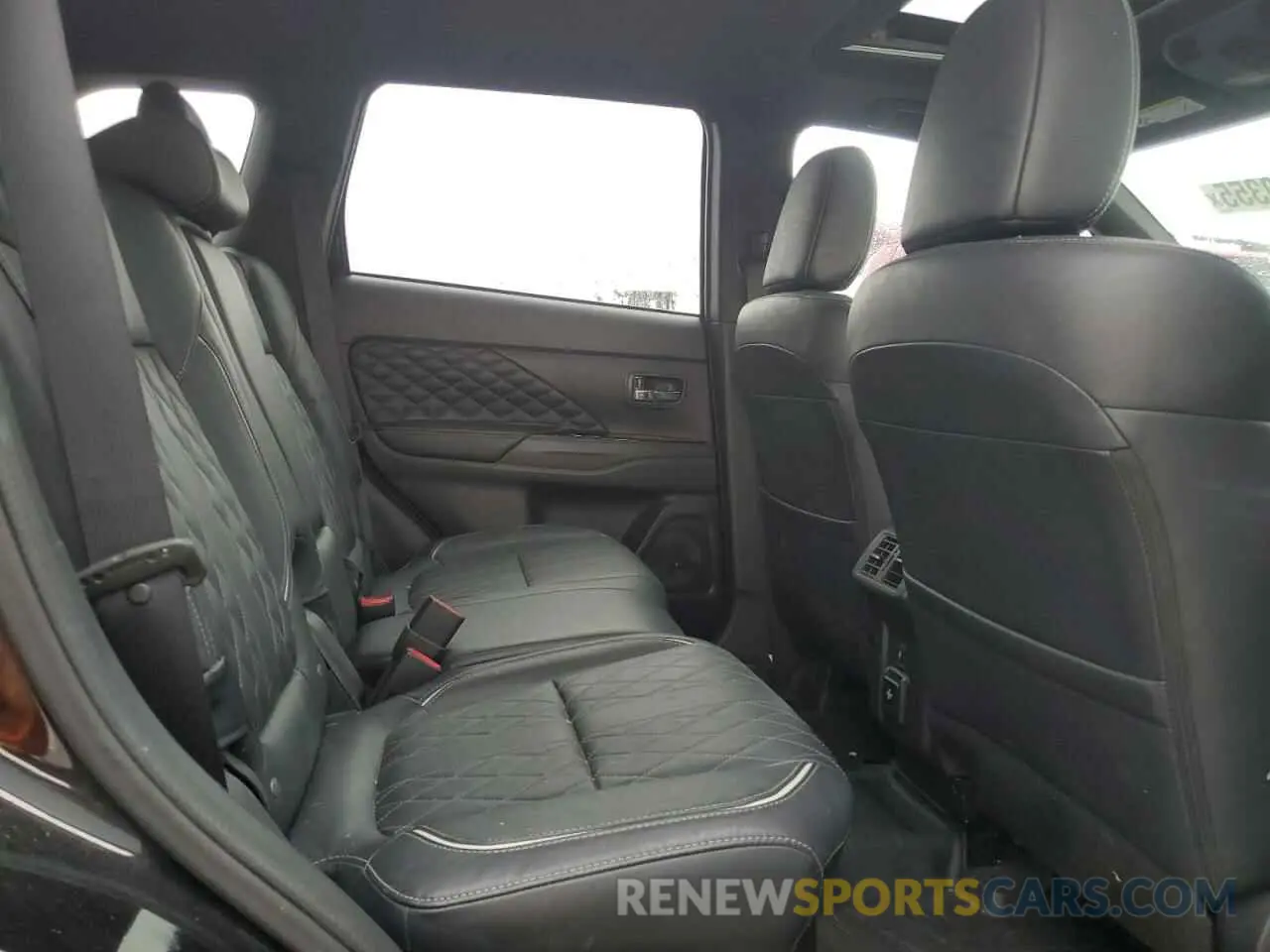 11 Фотография поврежденного автомобиля JA4J2VA77NZ027670 MITSUBISHI OUTLANDER 2022