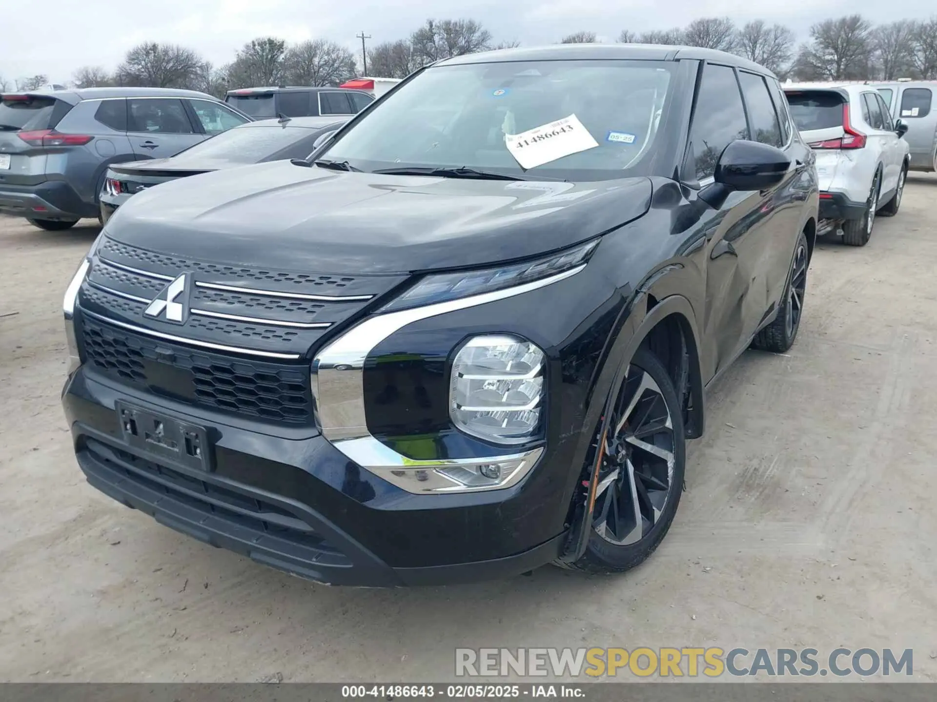 2 Photograph of a damaged car JA4J3TA86NZ074084 MITSUBISHI OUTLANDER 2022