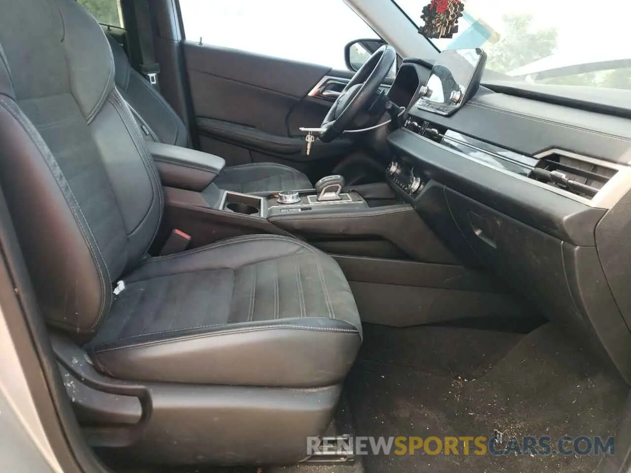 7 Фотография поврежденного автомобиля JA4J3UA80NZ016347 MITSUBISHI OUTLANDER 2022