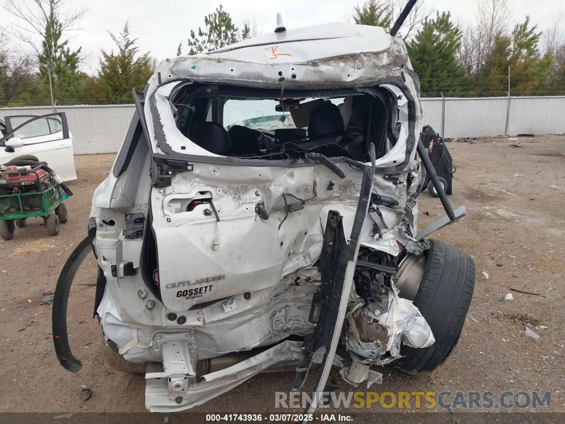 6 Photograph of a damaged car JA4J3UA81NZ027230 MITSUBISHI OUTLANDER 2022