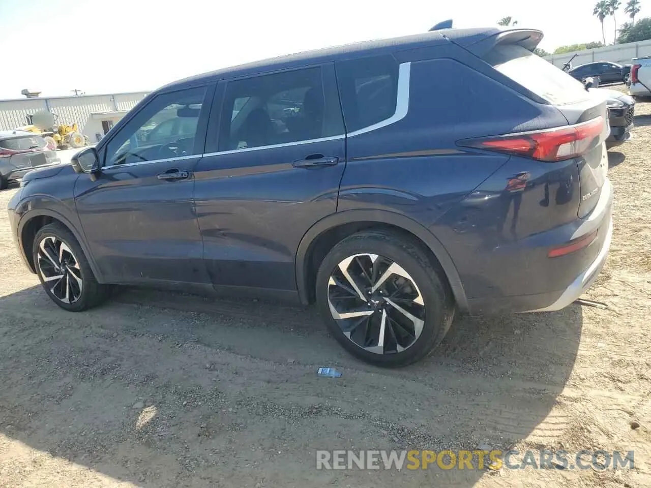 2 Фотография поврежденного автомобиля JA4J3UA81NZ031732 MITSUBISHI OUTLANDER 2022