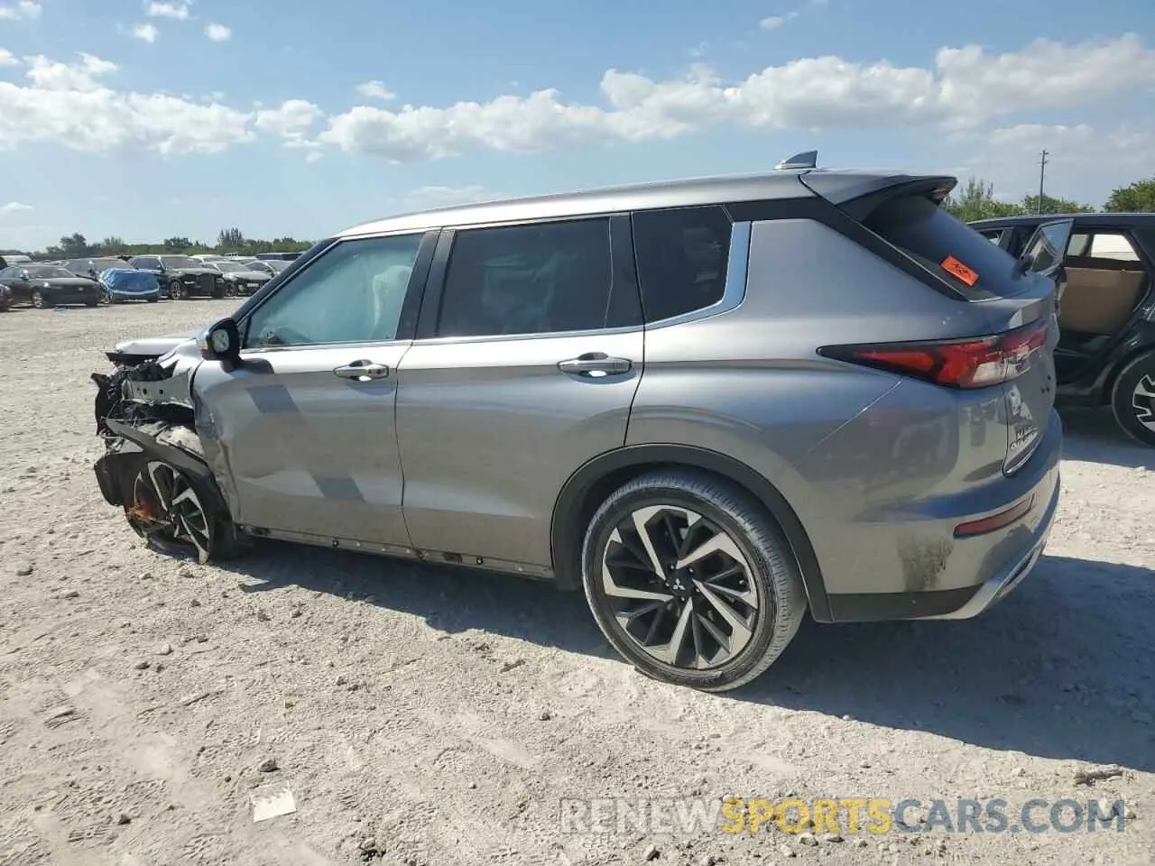 2 Photograph of a damaged car JA4J3UA87NZ082085 MITSUBISHI OUTLANDER 2022