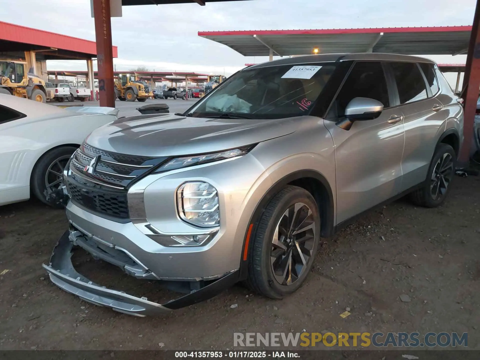 2 Фотография поврежденного автомобиля JA4J3UA88NZ023157 MITSUBISHI OUTLANDER 2022