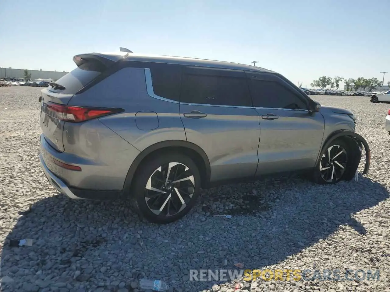 3 Фотография поврежденного автомобиля JA4J3UA88NZ023997 MITSUBISHI OUTLANDER 2022