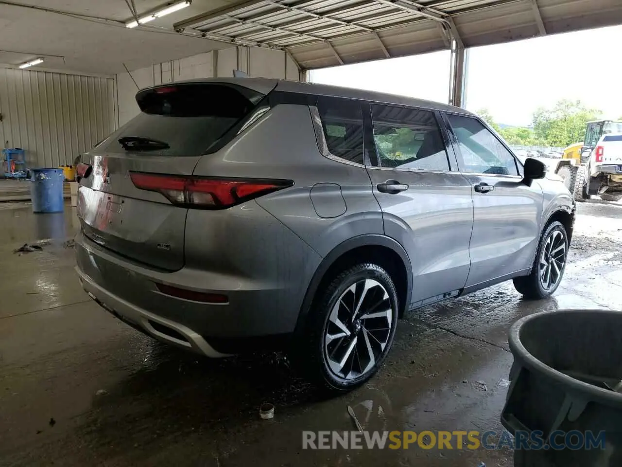 3 Фотография поврежденного автомобиля JA4J3UA8XNZ005596 MITSUBISHI OUTLANDER 2022