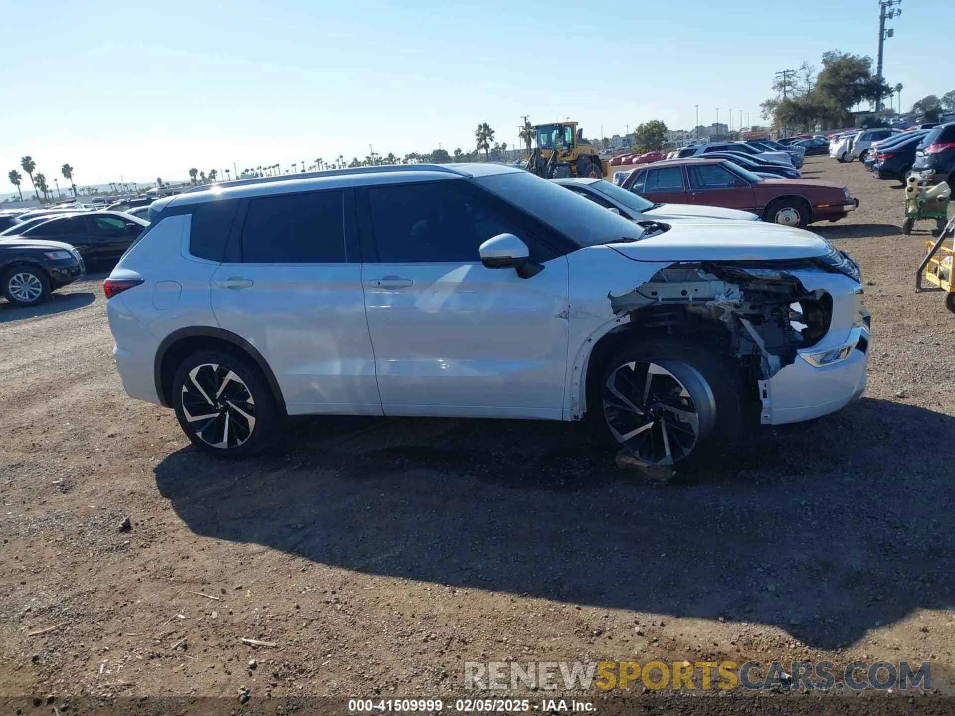 13 Photograph of a damaged car JA4J3VA82NZ071081 MITSUBISHI OUTLANDER 2022