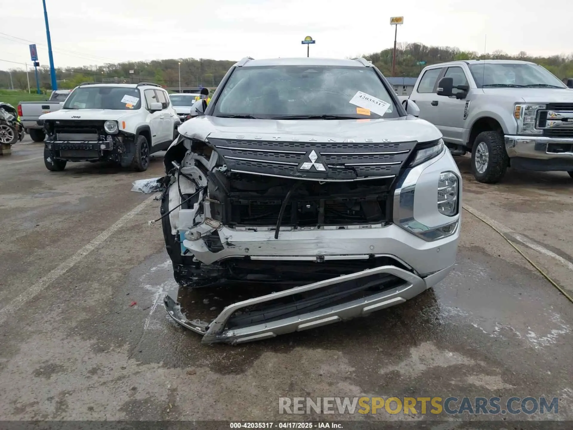 12 Фотография поврежденного автомобиля JA4J3VA84NZ091655 MITSUBISHI OUTLANDER 2022
