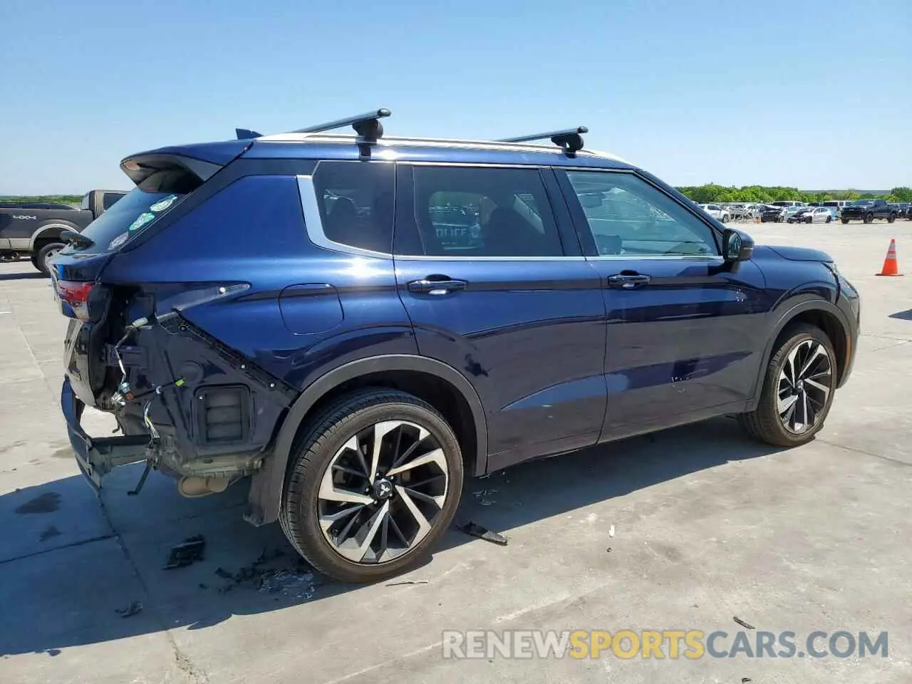 3 Фотография поврежденного автомобиля JA4J3VA87NZ058987 MITSUBISHI OUTLANDER 2022
