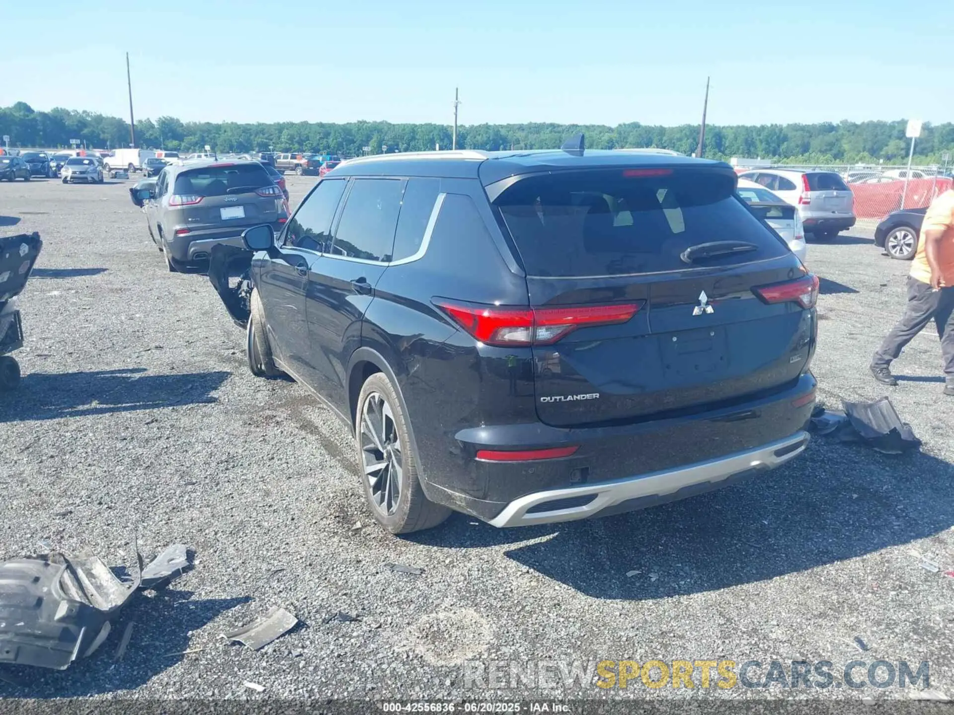 3 Фотография поврежденного автомобиля JA4J3VA89NZ059283 MITSUBISHI OUTLANDER 2022