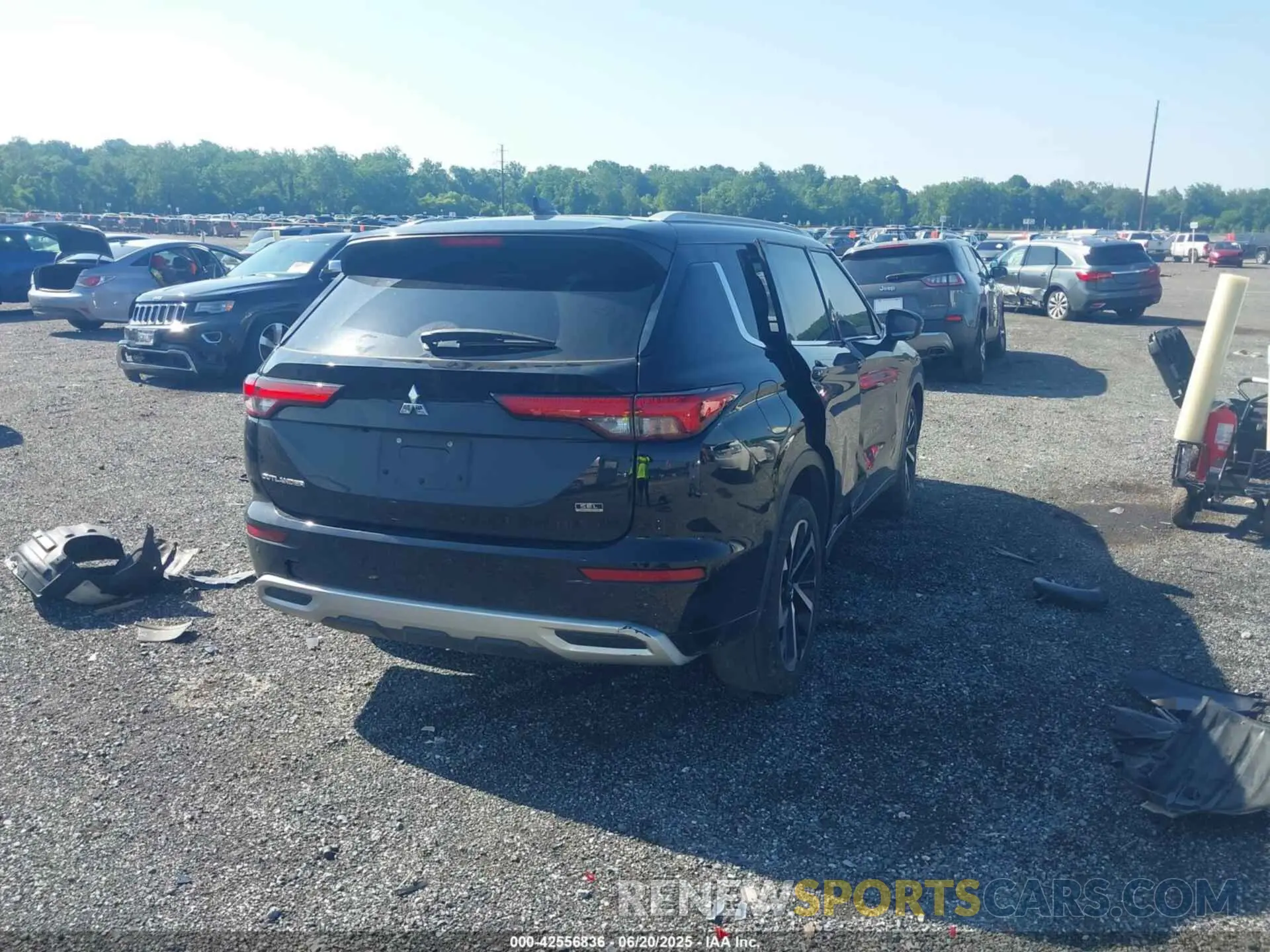 4 Фотография поврежденного автомобиля JA4J3VA89NZ059283 MITSUBISHI OUTLANDER 2022