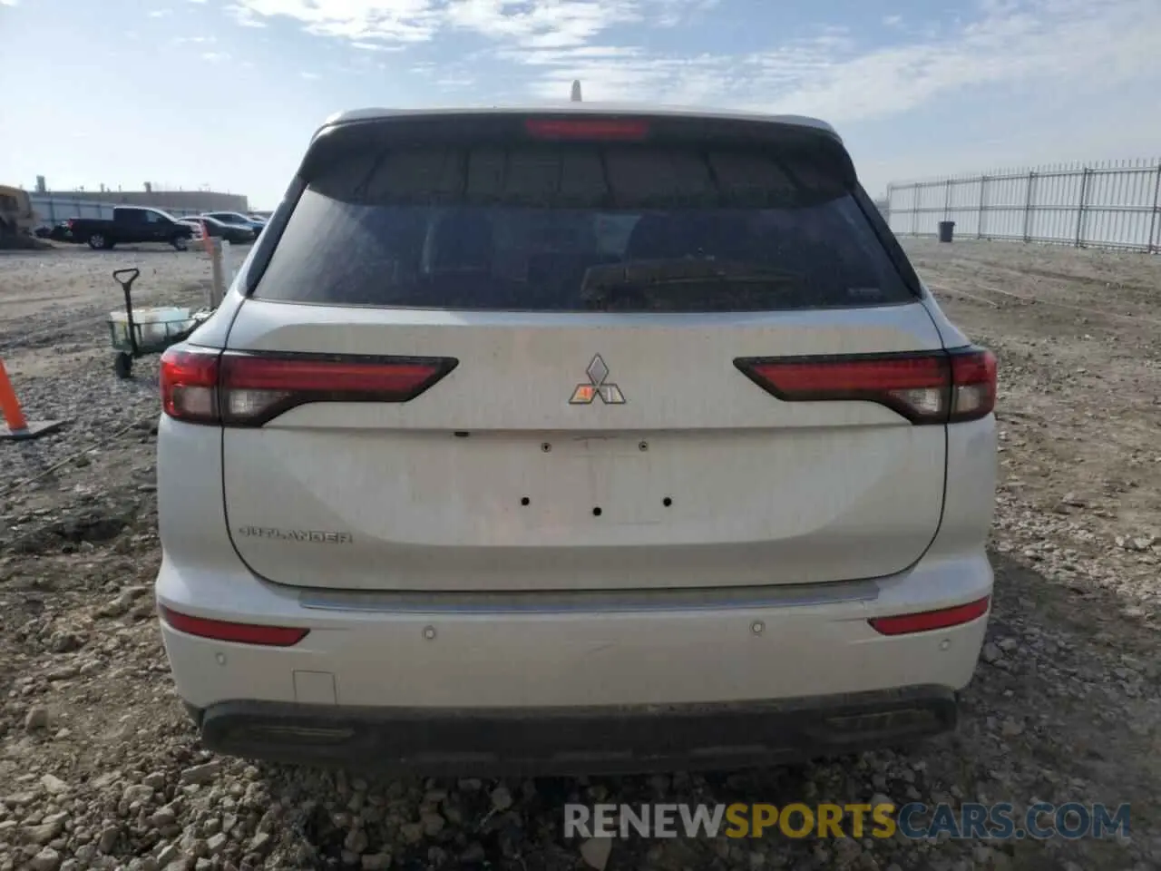 6 Photograph of a damaged car JA4J4TA80NZ064728 MITSUBISHI OUTLANDER 2022