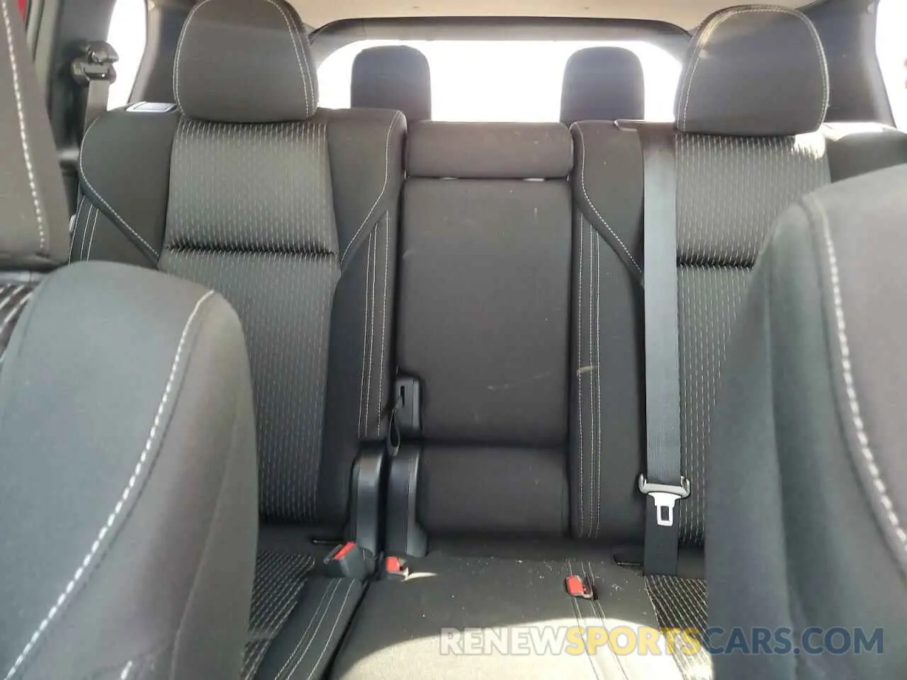 10 Photograph of a damaged car JA4J4TA81NZ033732 MITSUBISHI OUTLANDER 2022