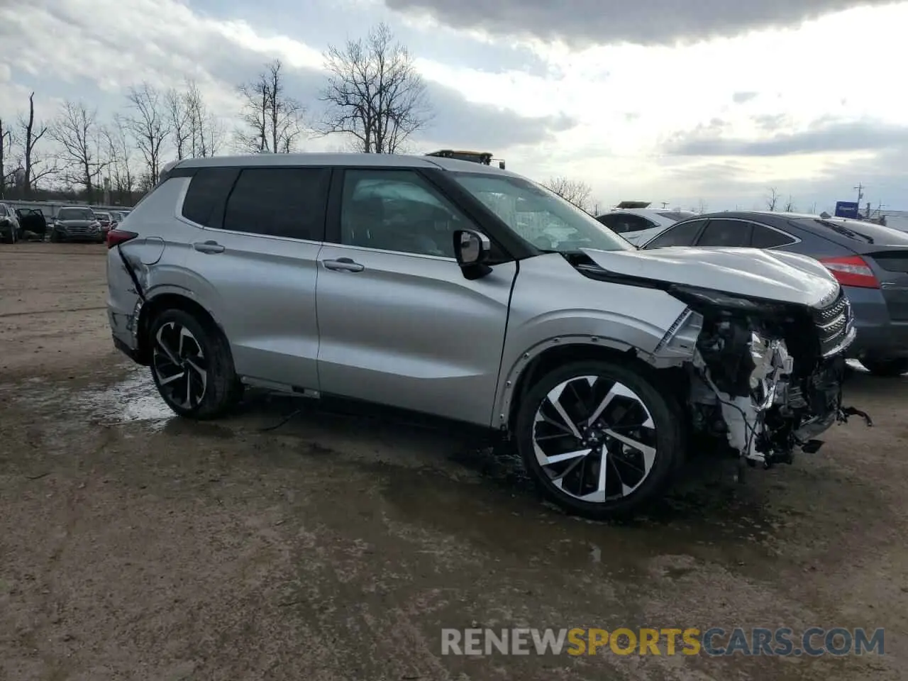 4 Photograph of a damaged car JA4J4TA86NZ023682 MITSUBISHI OUTLANDER 2022