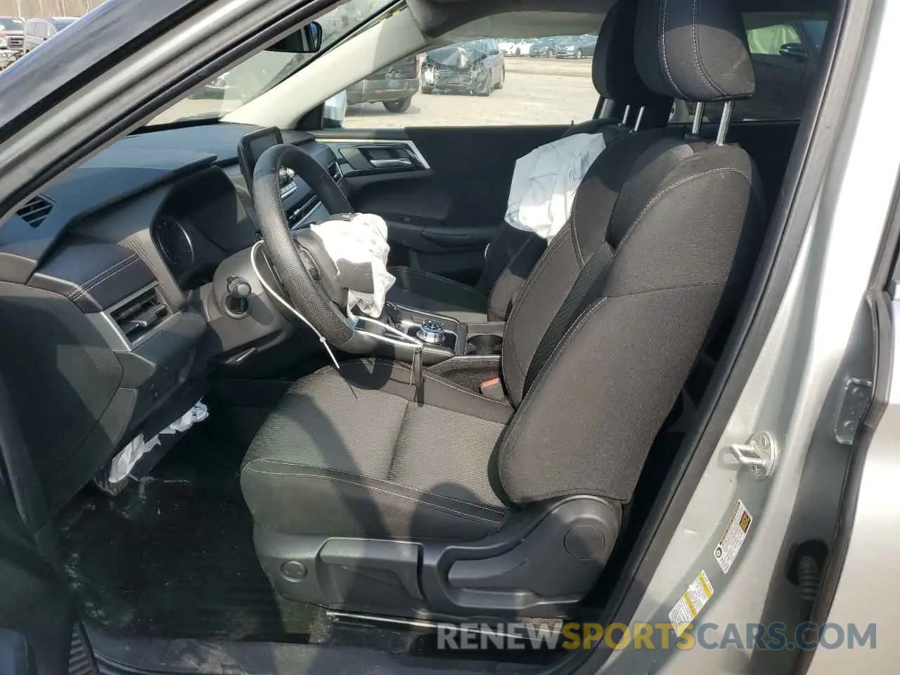 7 Photograph of a damaged car JA4J4TA86NZ023682 MITSUBISHI OUTLANDER 2022