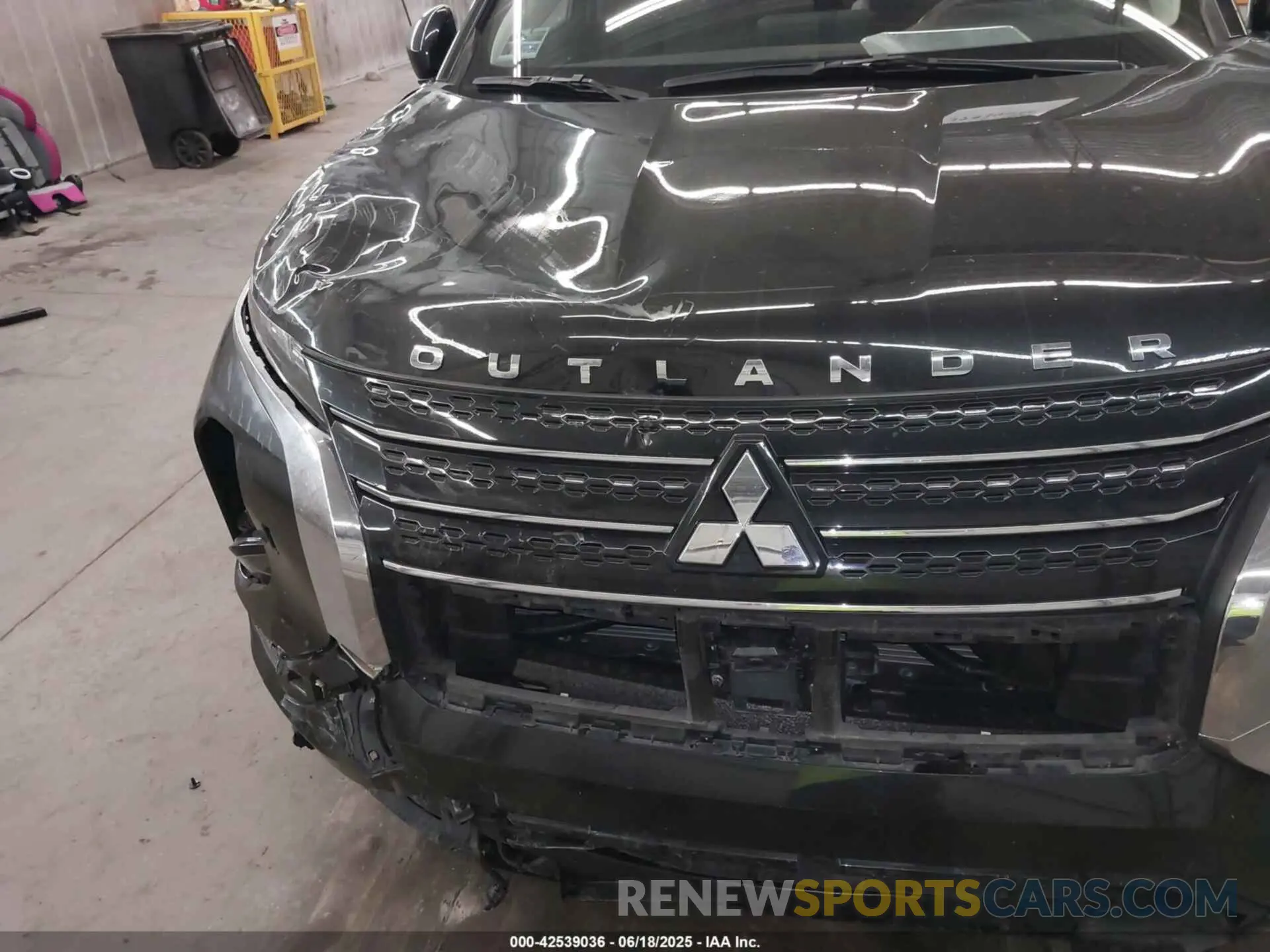 6 Photograph of a damaged car JA4J4TA87NZ015963 MITSUBISHI OUTLANDER 2022