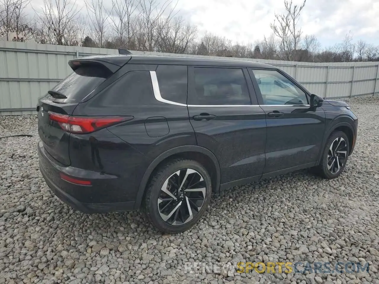 3 Фотография поврежденного автомобиля JA4J4TA88NZ061740 MITSUBISHI OUTLANDER 2022