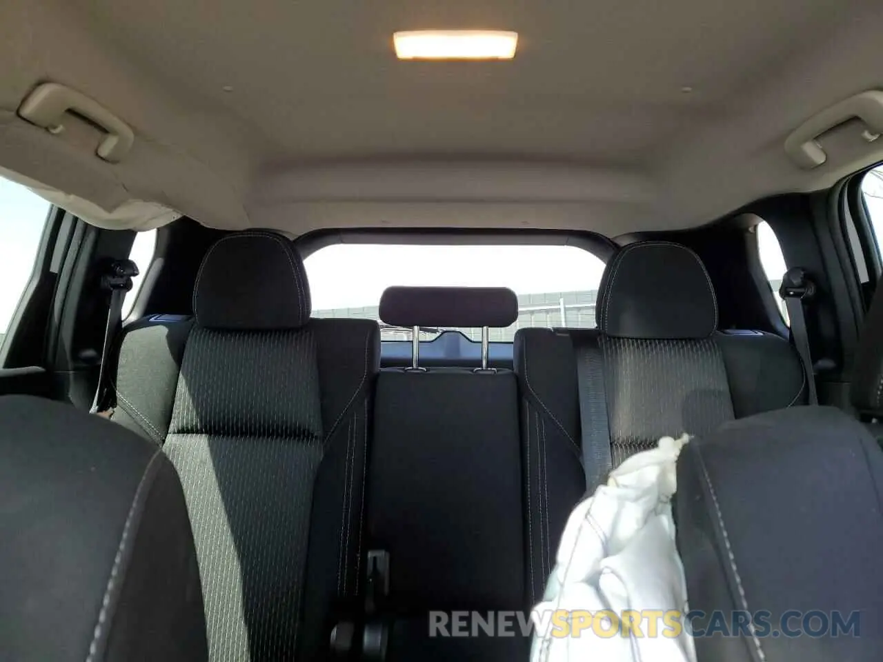 10 Фотография поврежденного автомобиля JA4J4TA89NZ040461 MITSUBISHI OUTLANDER 2022