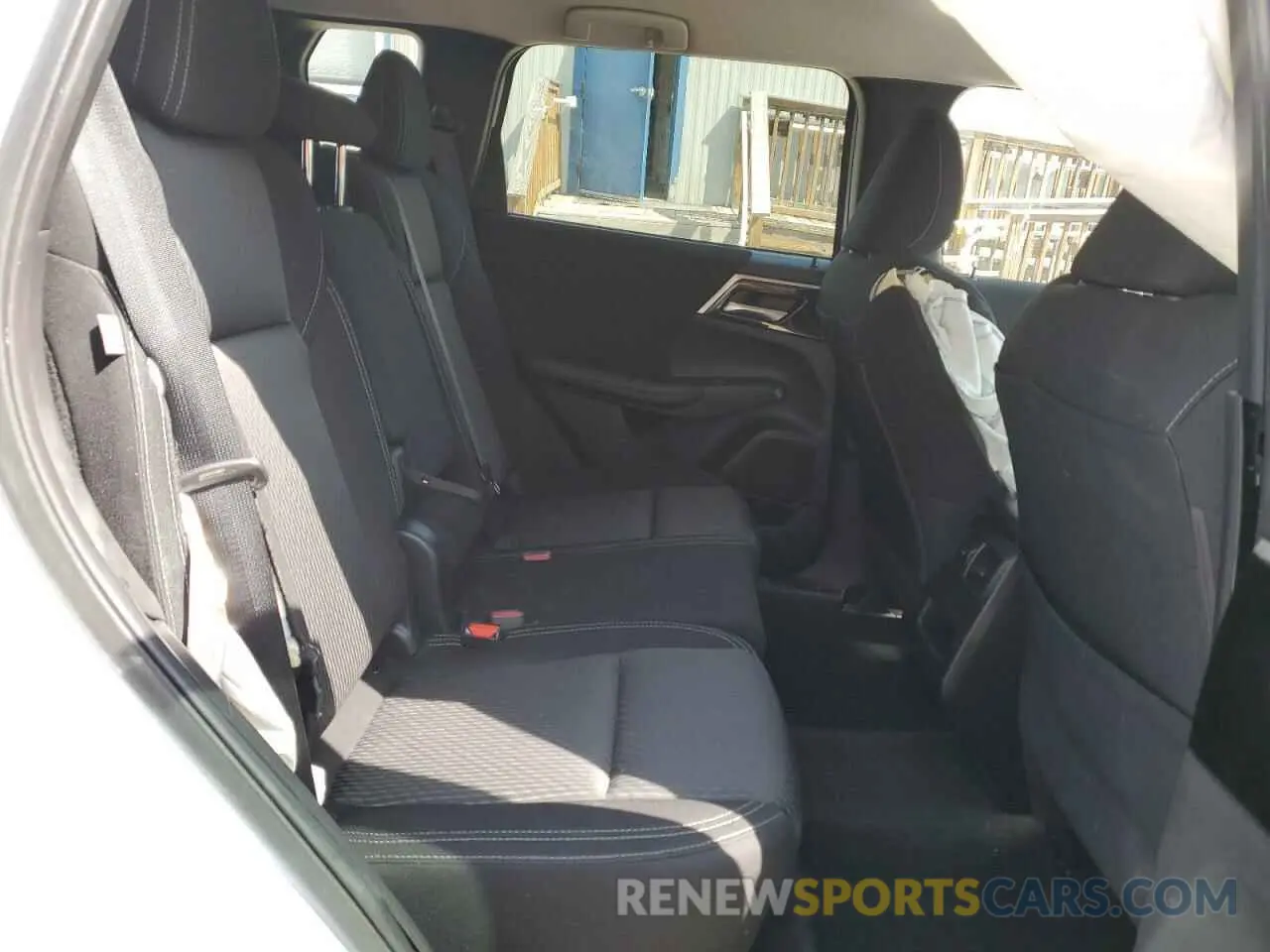 11 Фотография поврежденного автомобиля JA4J4TA89NZ040461 MITSUBISHI OUTLANDER 2022