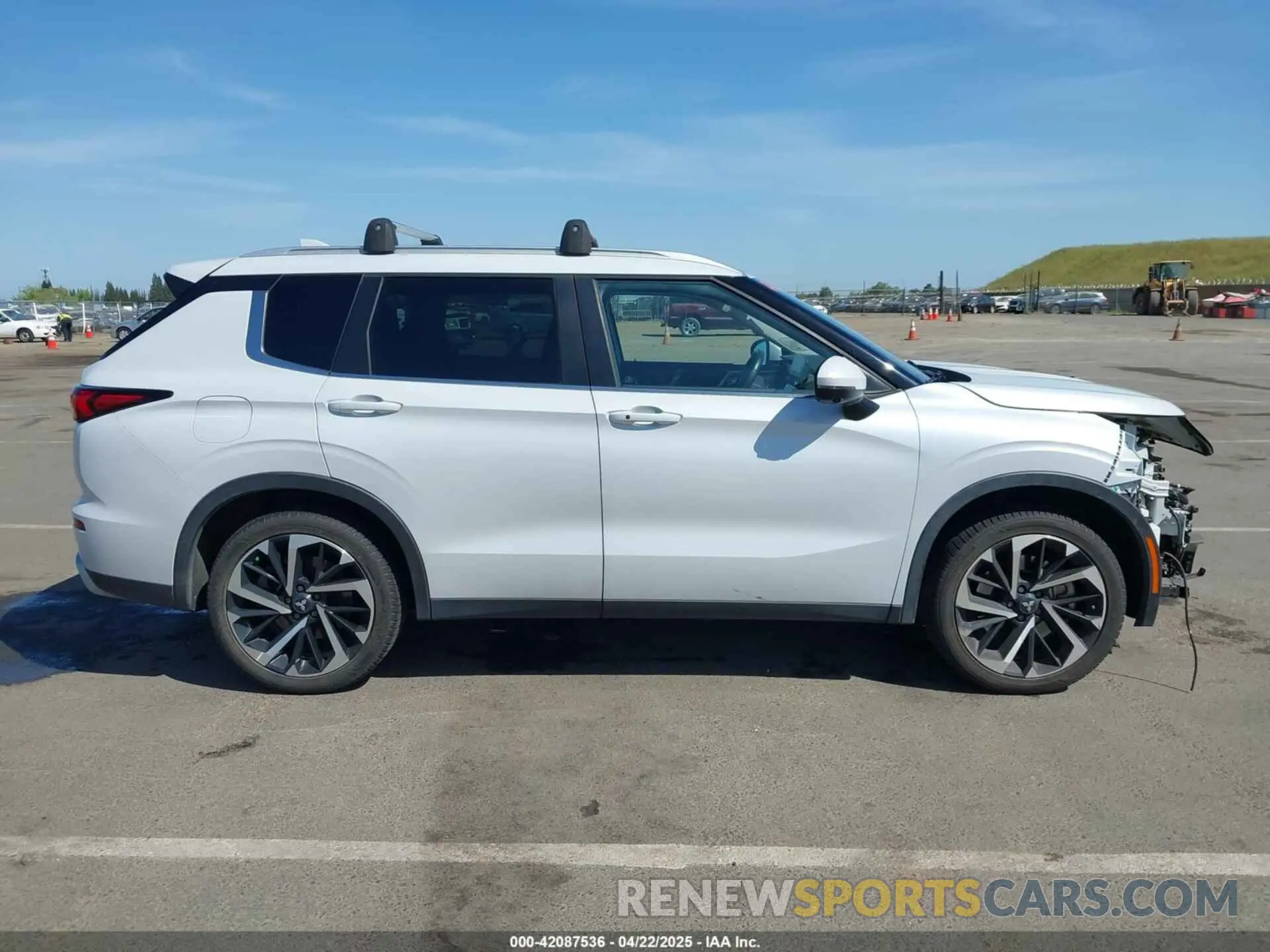 14 Фотография поврежденного автомобиля JA4J4UA80NZ038832 MITSUBISHI OUTLANDER 2022