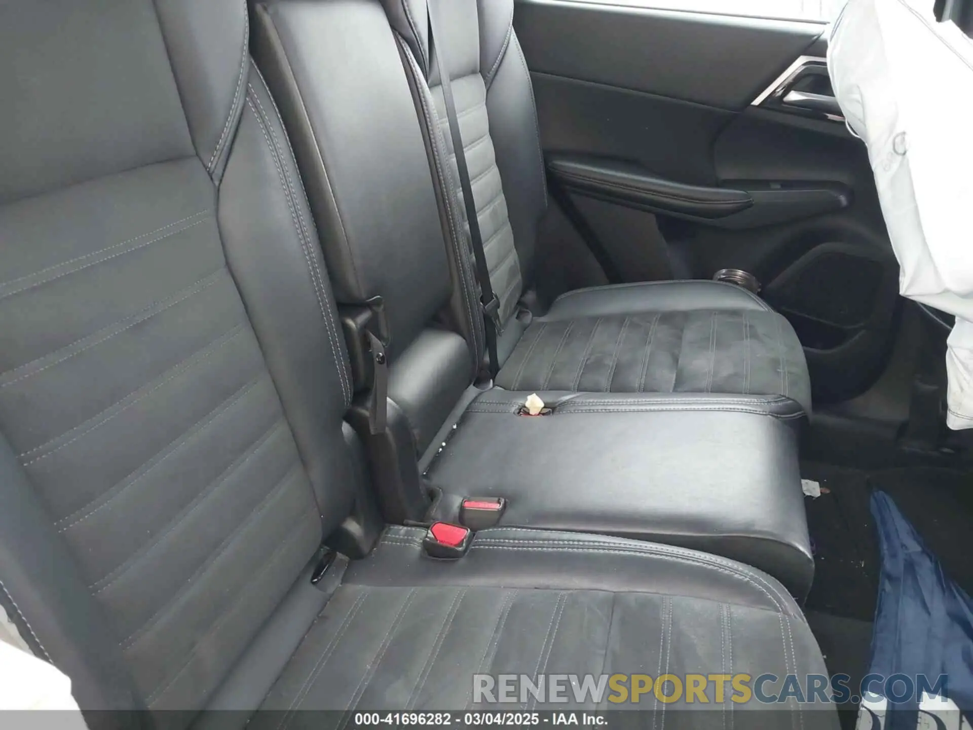 8 Фотография поврежденного автомобиля JA4J4UA80NZ053878 MITSUBISHI OUTLANDER 2022