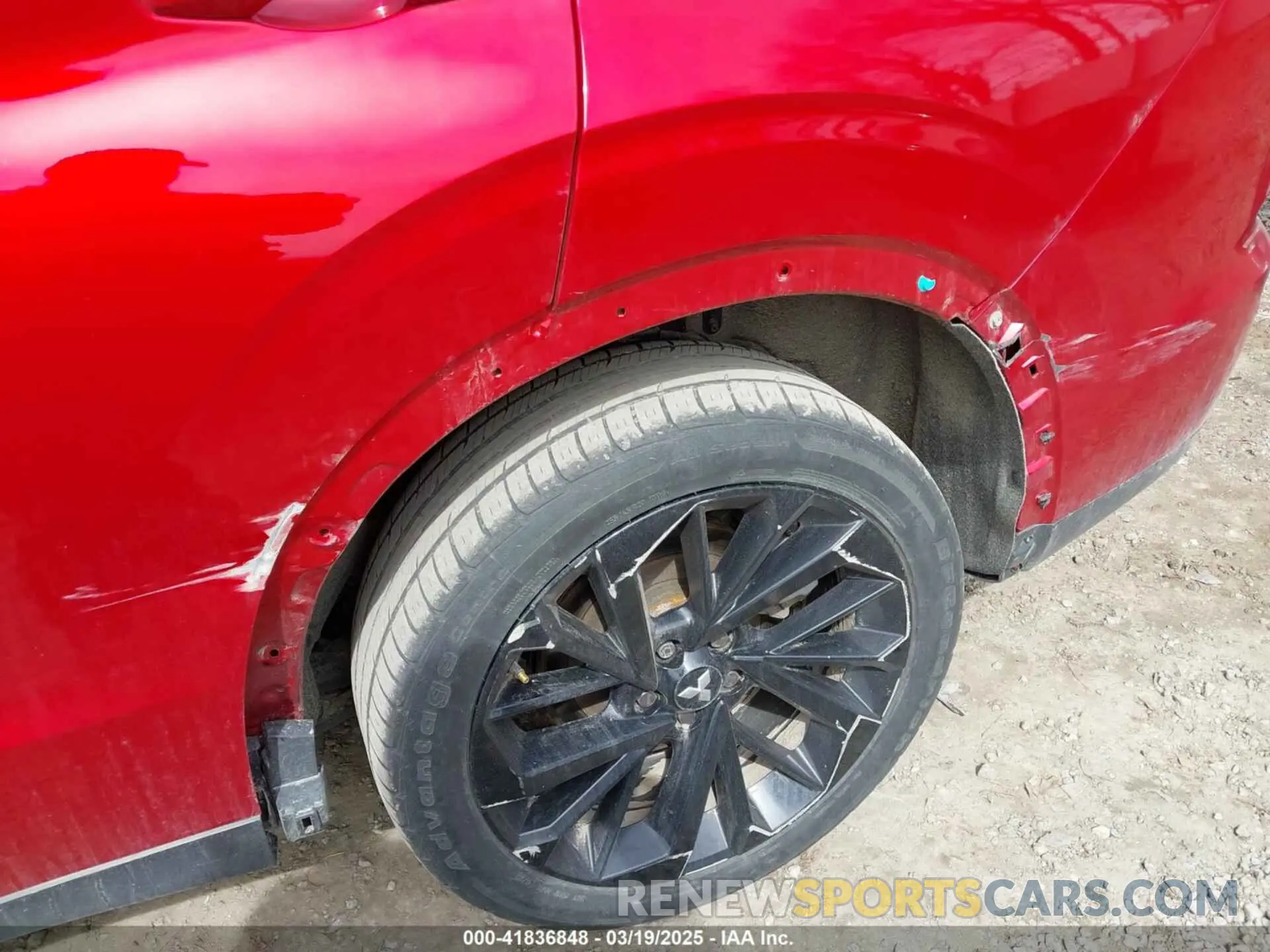22 Фотография поврежденного автомобиля JA4J4UA80NZ069028 MITSUBISHI OUTLANDER 2022