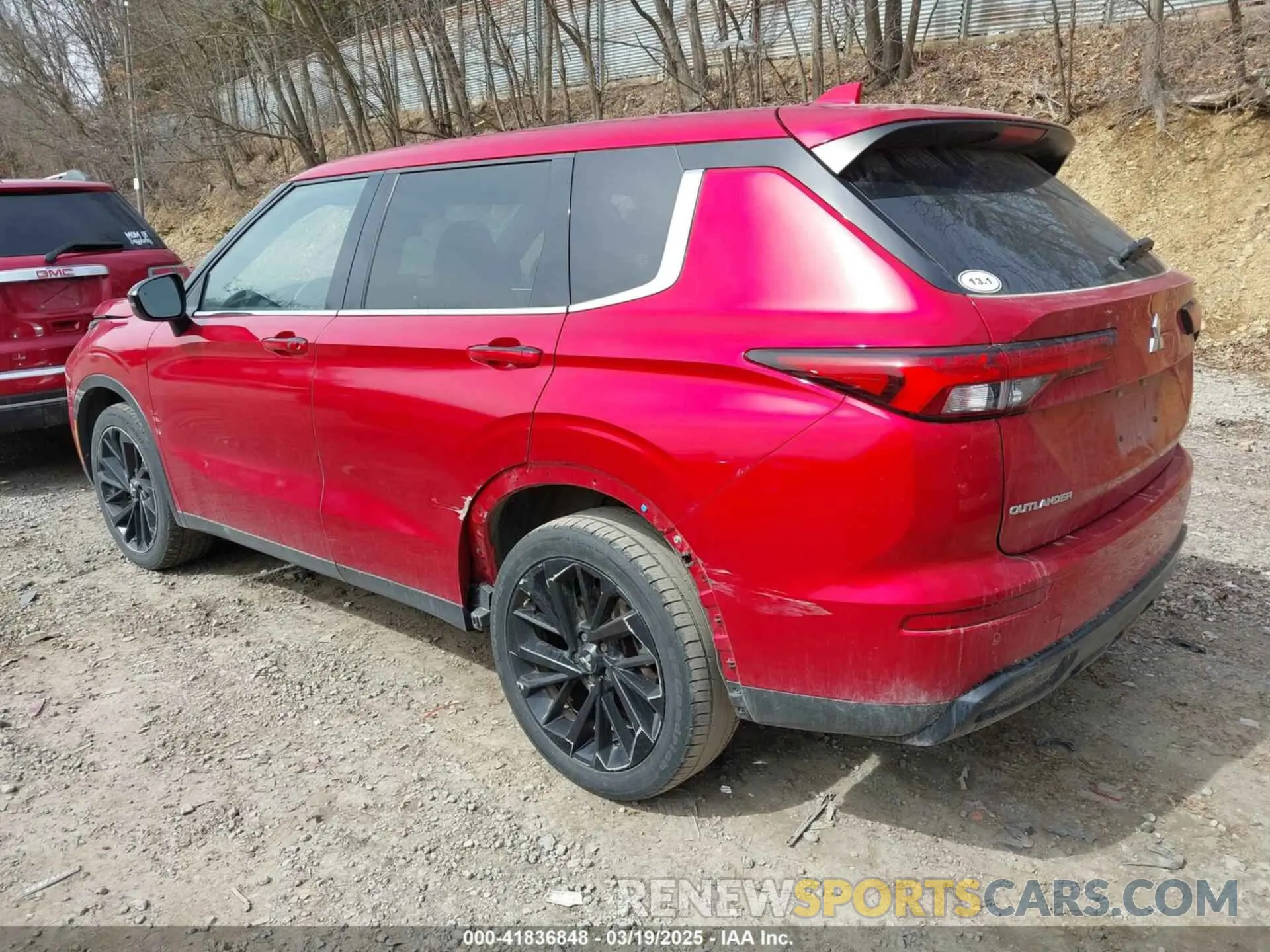 3 Фотография поврежденного автомобиля JA4J4UA80NZ069028 MITSUBISHI OUTLANDER 2022