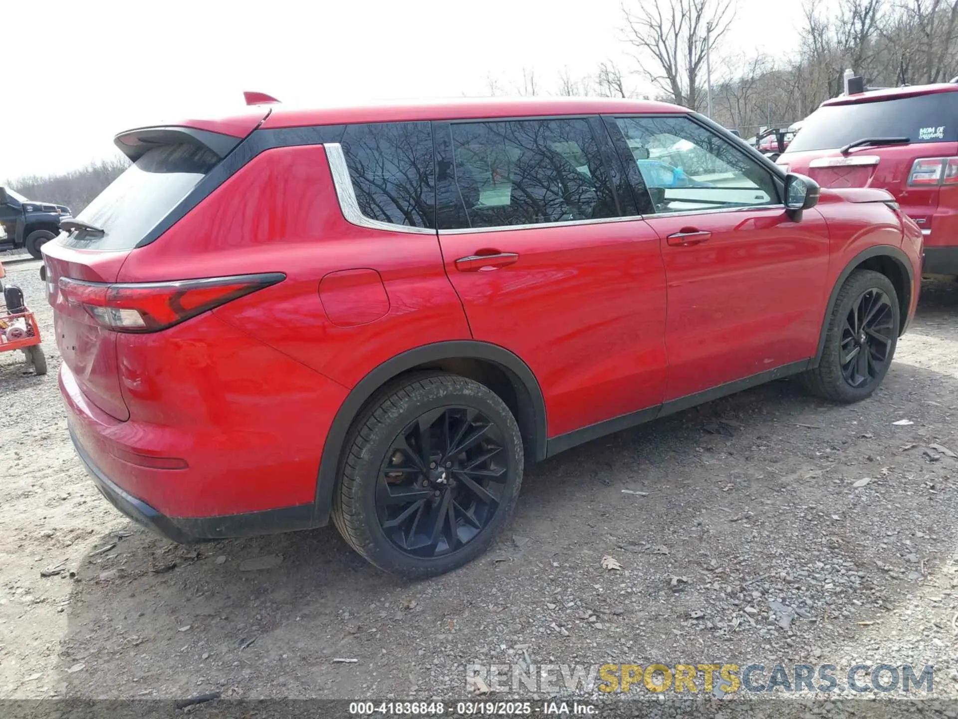 4 Фотография поврежденного автомобиля JA4J4UA80NZ069028 MITSUBISHI OUTLANDER 2022