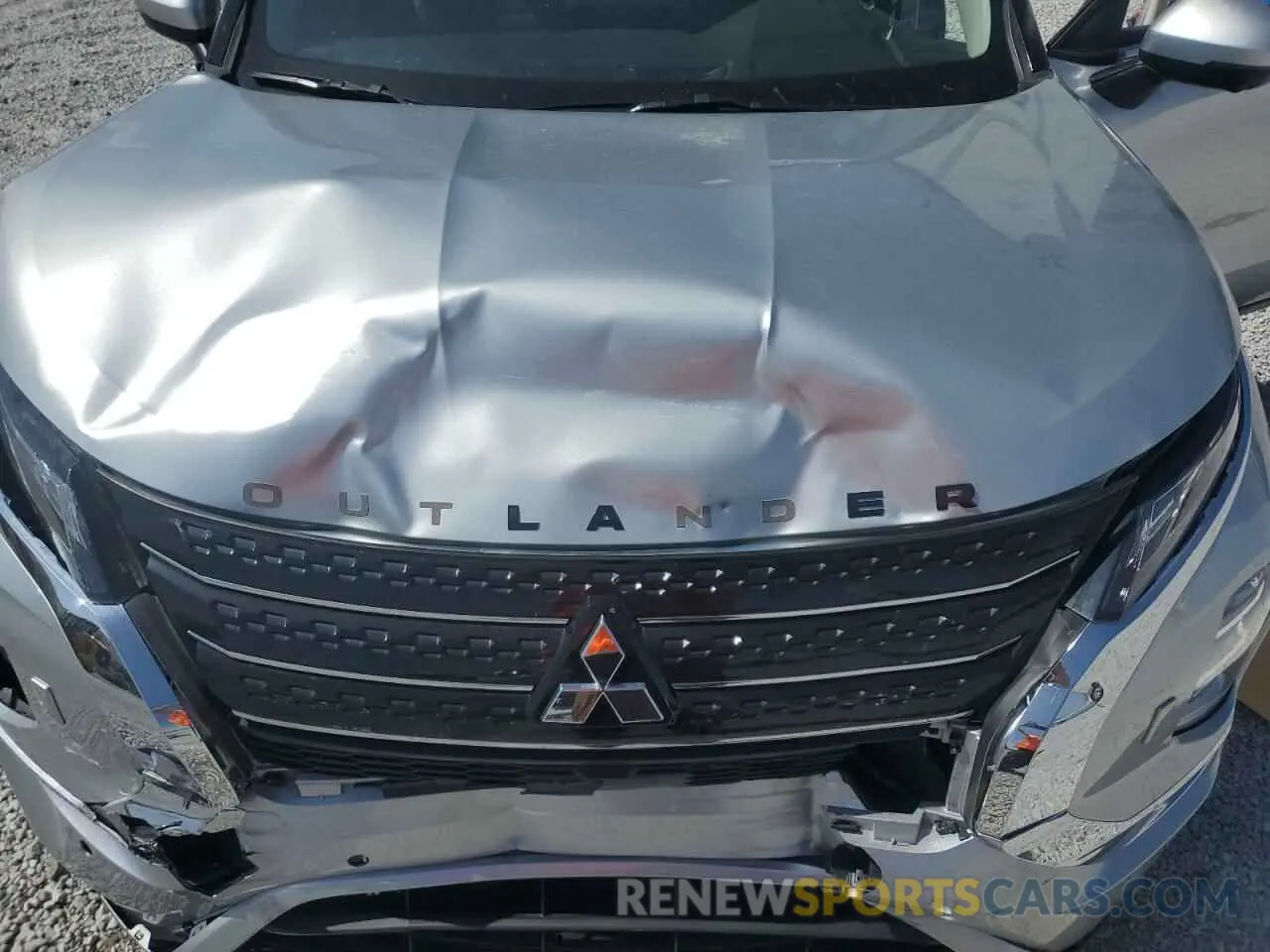 13 Photograph of a damaged car JA4J4UA80NZ089960 MITSUBISHI OUTLANDER 2022