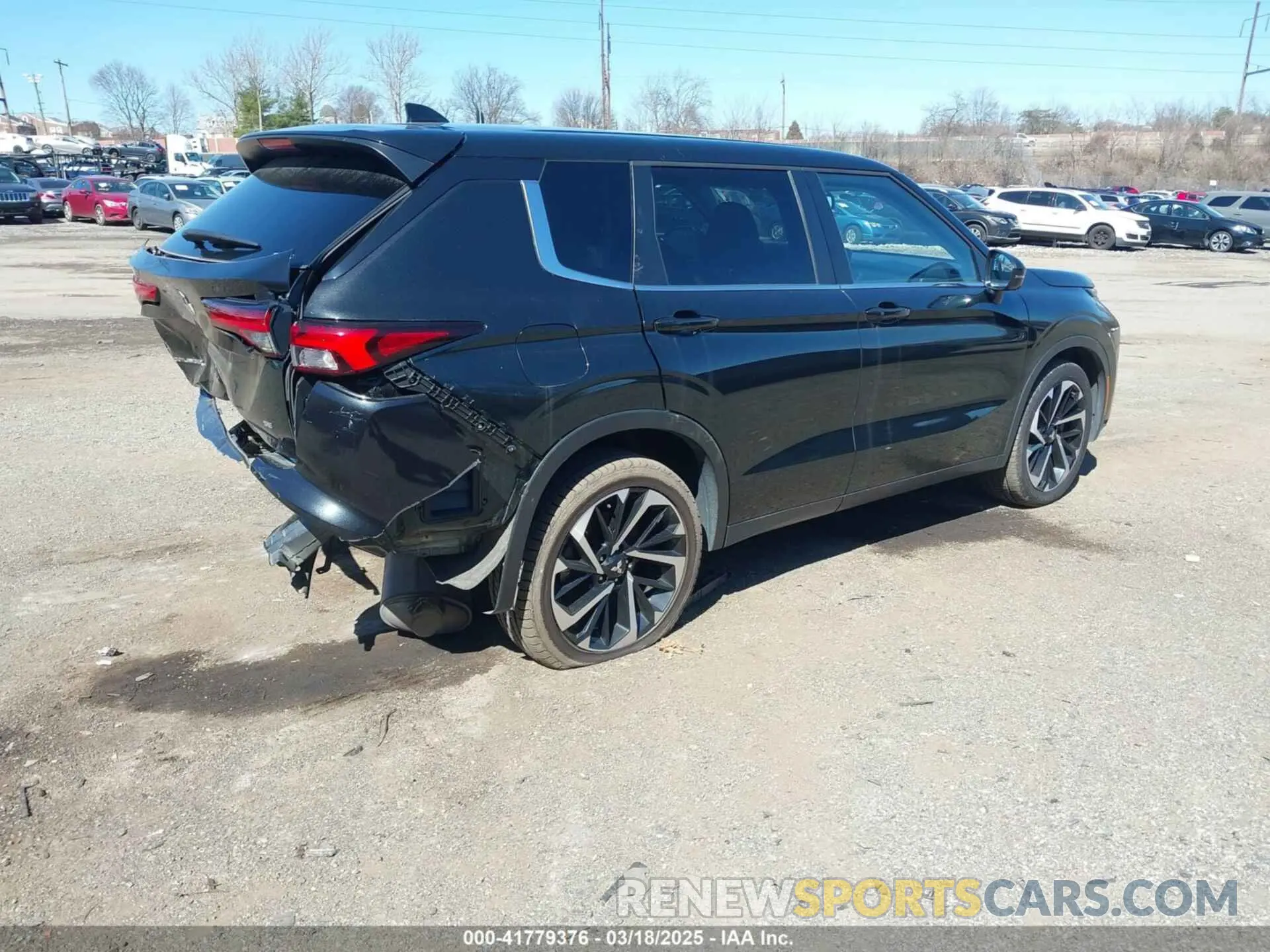 4 Фотография поврежденного автомобиля JA4J4UA84NZ013979 MITSUBISHI OUTLANDER 2022